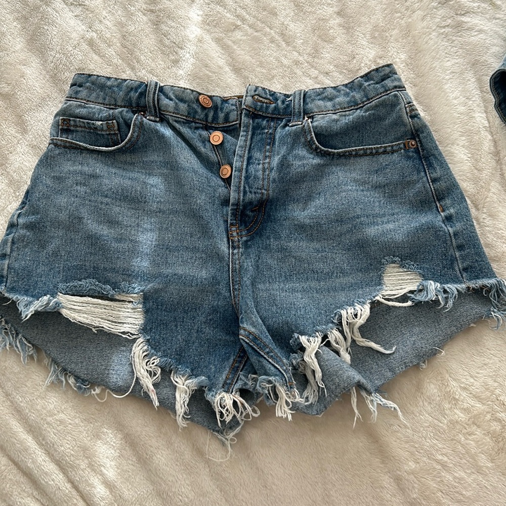 High rise button up wild Fable jeans, shorts, distressed at the bottom